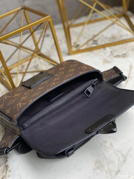 First bag ru SLING VUITTON S BAG LOUIS LOCK 0813